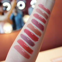 Load image into Gallery viewer, Fluffmatte in Girl Crush - Beflaire