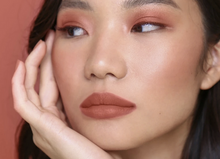 Load image into Gallery viewer, Fluffmatte in Girl Crush - Beflaire
